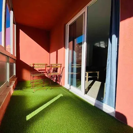 Spacious & Bright Flat Near The Beach Valencia Exterior photo