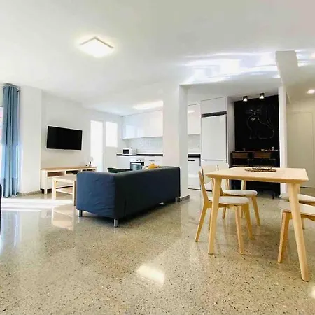 Spacious & Bright Flat Near The Beach Valencia Exterior photo