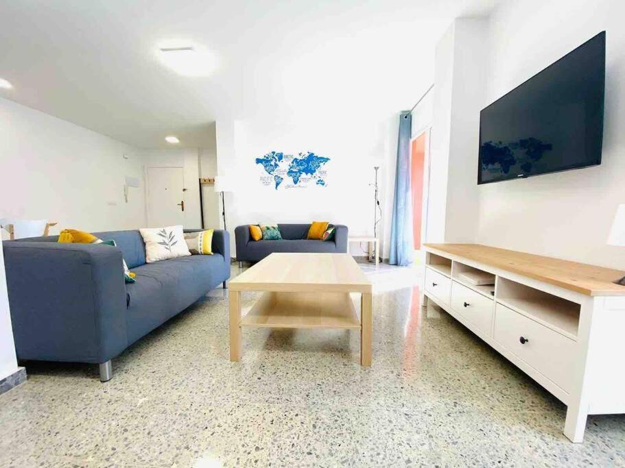 Spacious & Bright Flat Near The Valencia