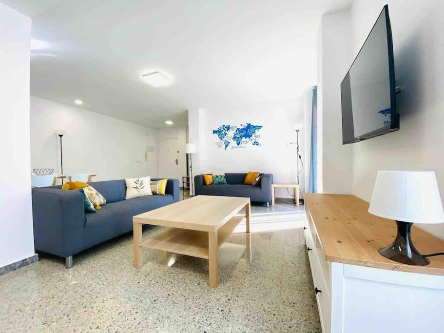 Spacious & Bright Flat Near The Valencia