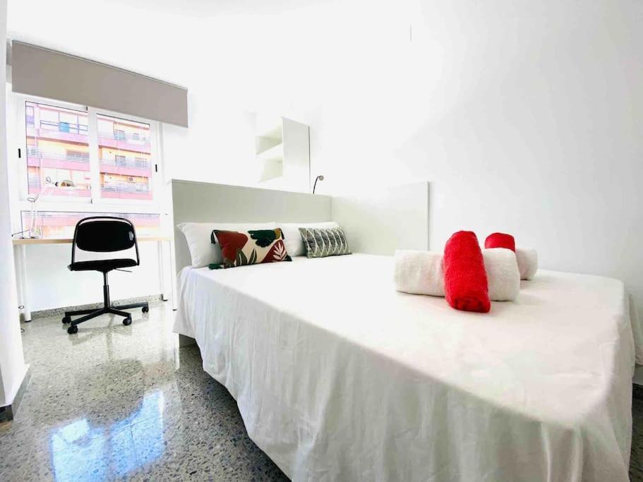 Apartment Spacious & Bright Flat Near The